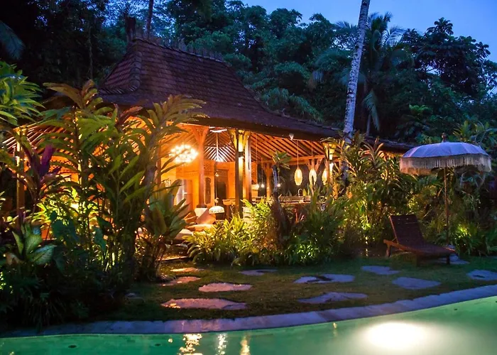 Villa Mahadevi 1 Open-Air Jungle Joglo Near Ubud